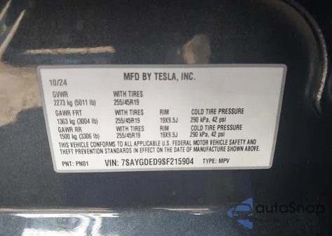2025 Tesla Model Y Long Range Dual Motor Rear-Wheel Drive from USA, damaged, VIN 7SAYGDED9SF215904